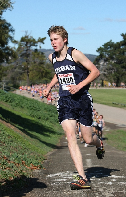 NCS XC D5 Boys-023.JPG - 2009 North Coast Section Cross Country Championships, Hayward High School, Hayward, California